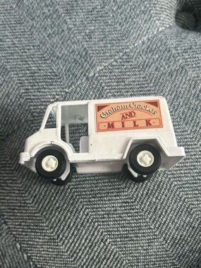 Vintage Tootsietoy "Panel Trucks" - Graham Crackers and Milk - 1970
